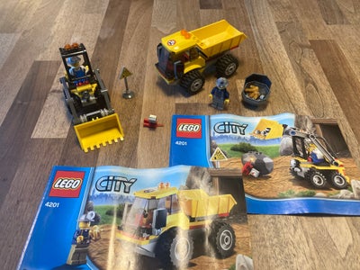 Lego City, 4201, Læssemaskine og lastbil
I pæn stand. 
Komplet – men uden æske
Byggevejledninger med
