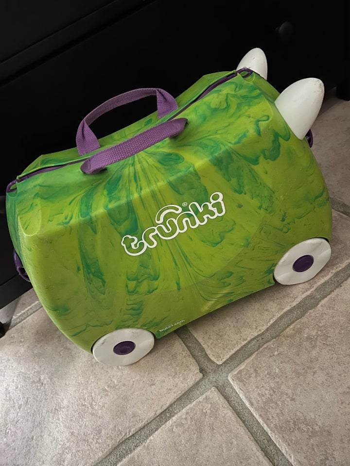 Børnekuffert, Trunki