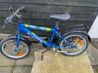 Unisex børnecykel, anden type, Børnecykel der trænger til en kærlig hånd. Sælges billigt

