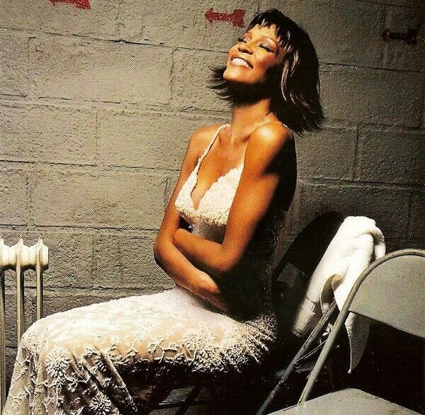Whitney Houston: Whitney – The Greatest Hits, electronic