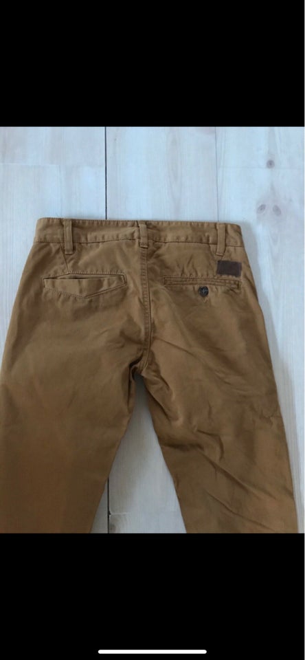 Chinos, Minimum, str. 26