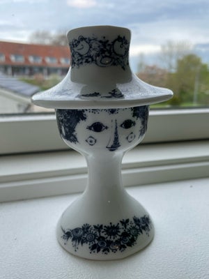 Porcelæn, Lysestage, Bjørn Wiinblad, En smuk Rosalinde lysestage fra Bjørn Wiinblad. 

Ca. 11 cm høj