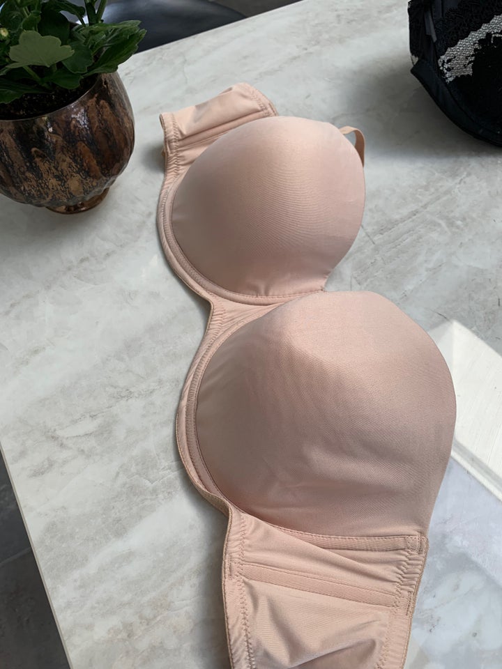 BH, Hunkemøller, str. 80g