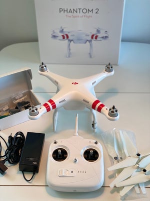 Drone, Dji Phantom 2, Gimball system for rolige kamerabevægelse medfølger,

Dronen er næsten ikke br