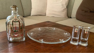 Glas, Juleflaske fra 1986, fad , snapseglas, Holmegaard, Sælger lidt blandet fra Holmegaard.
Julefla