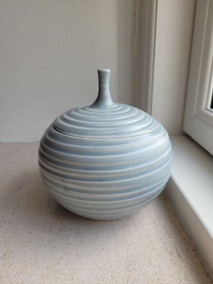 Keramik, Rillekrukke Skulptur, Lone Schubert, Autospørgsmål: Er varen stadig til salg? Svar: JA
1 st