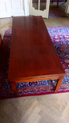 Sofabord, mahogni, b: 63 l: 155 h: 49, Meget fint bord, flot polering, købt hos Lysberg Hansen og Th
