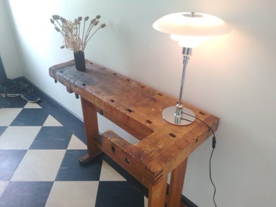 Konsolbord, Dansk , bøgetræ, b: 46 l: 115 h: 78, Ældre høvlebænk fra skoletiden, kan bruges som kons