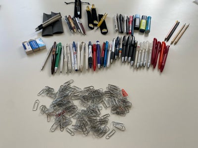 Kuglepenne, Kuglepenne, blyanter, tusch, viskelæder, clips, Priser fra 5,- pr stk
Clips 10,- for all