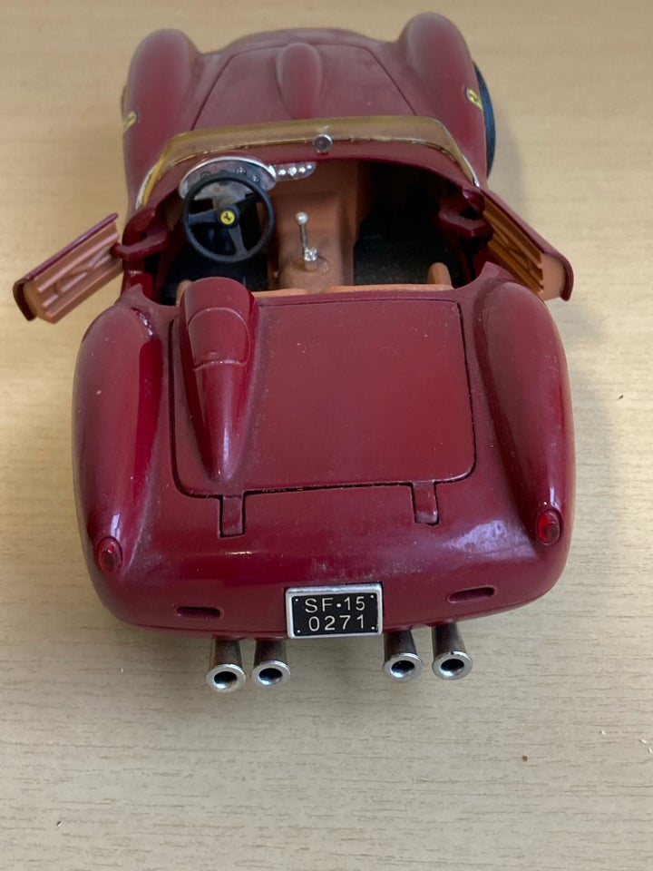 Modelbil, Ferrari 1958 Ferrari 1958, skala 1-18