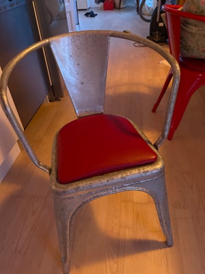 Spisebordsstol, Tolix, No Name Odense Sælger. 

Den super fede café stol fra Franske Tolix. 

Har ca