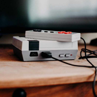 Retro konsol m. 620 spil, spillekonsol, Super fed retro konsol i Nintendo NES look, med 620 klassisk