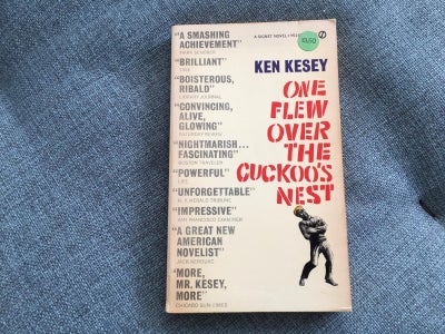 One flew over the cuckoo’s nest, Ken Kesey, genre: roman, Den rebelske McMurphy bliver indlagt på en