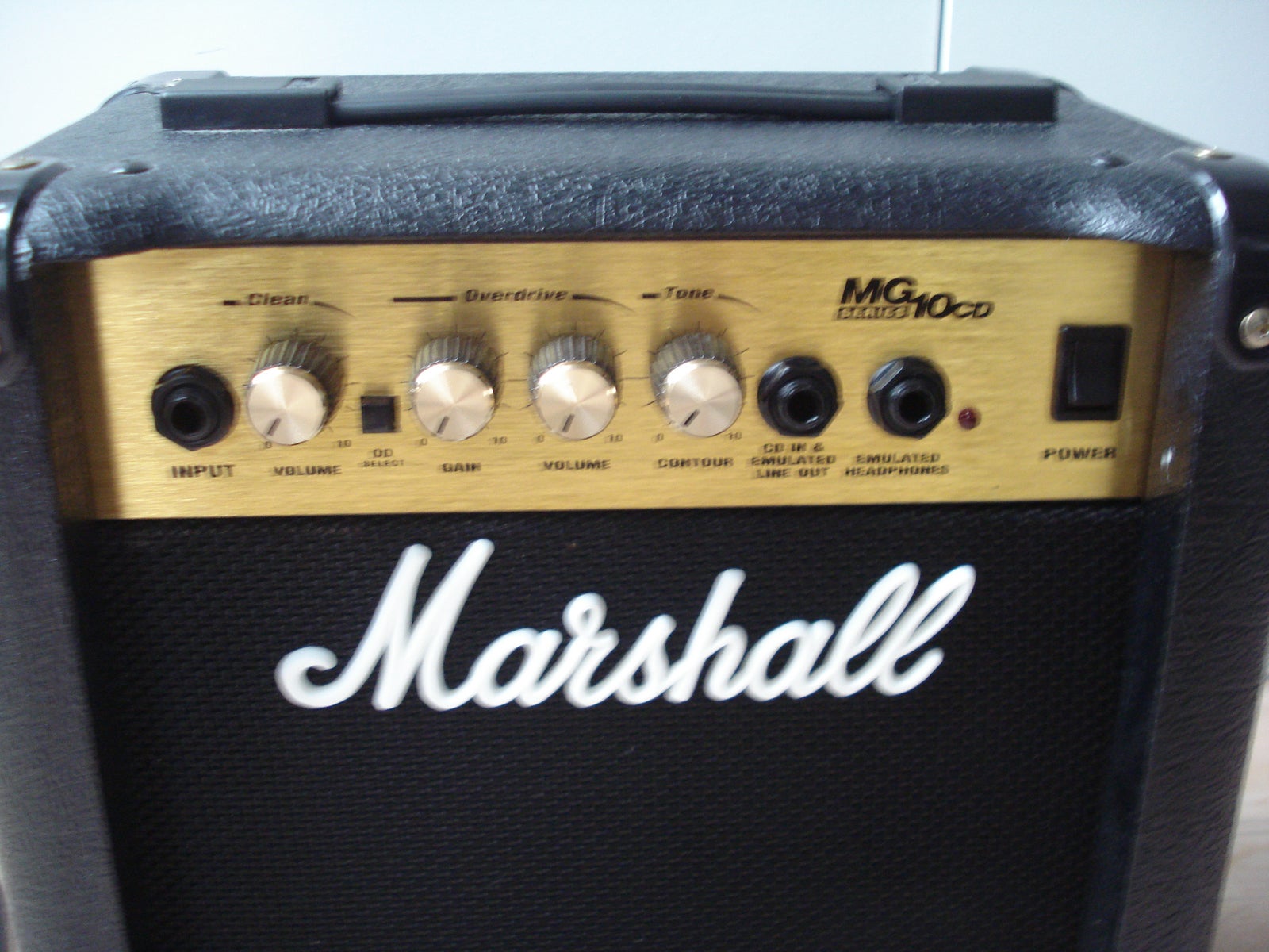 Guitarcombo, Marshall MG10CD, 10 W