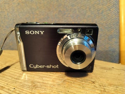 Sony, DSC-W80, 7.2 megapixels, 3 x optisk zoom, God, Lækkert kompakt digitalkamera i rigtig god, tes