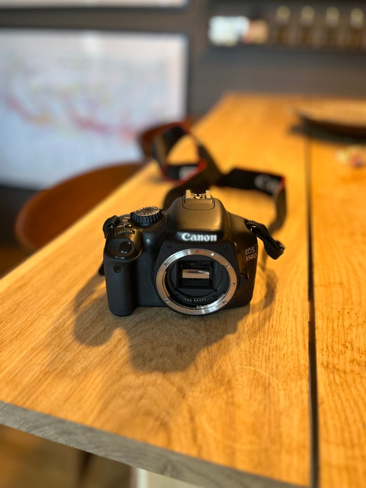 Canon, Canon EOS 550D, spejlrefleks