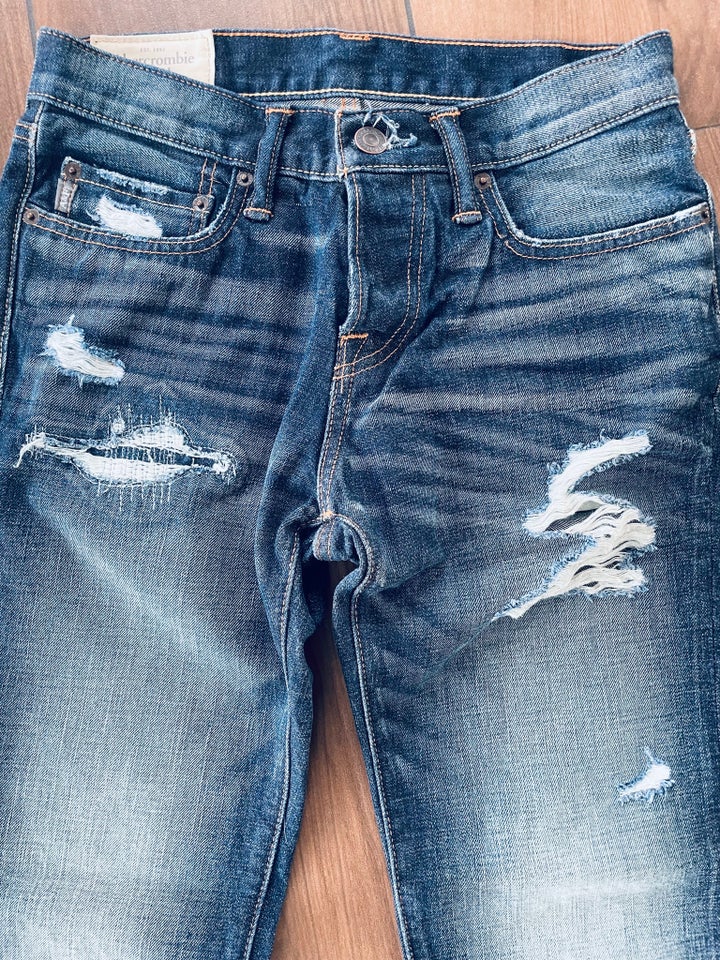 Jeans, Abercrombie & Fitch, str. 28