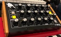 Synthesizer, Moog Minitaur