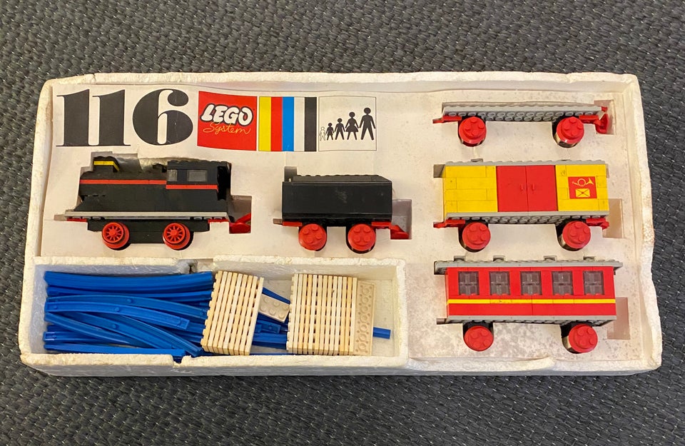 Lego Tog 116 Med kasse uden