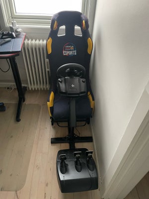 Andet, Logitech +gamerstol, Perfekt, Gamer stol
Med rat 
Pedal
Helt nyt næsten fejl køb 