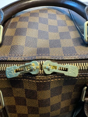 Weekendtaske, Louis Vuitton Keepall leather travel bag - Brown  , b: 54 l: 24 h: 30, Som ny - næsten