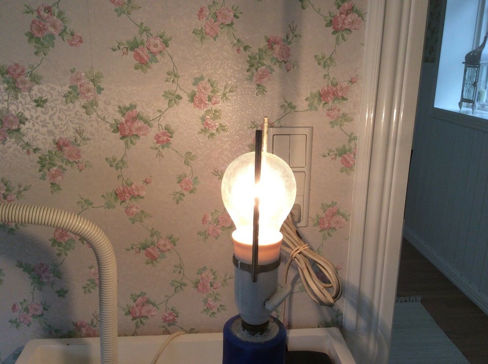 Anden bordlampe