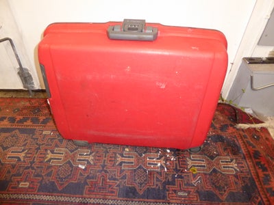 Kuffert, Cavallet, b: 65 l: 22 h: 52, Robust kuffert i god kvalitet med kode og sidelåse. gode hjul.