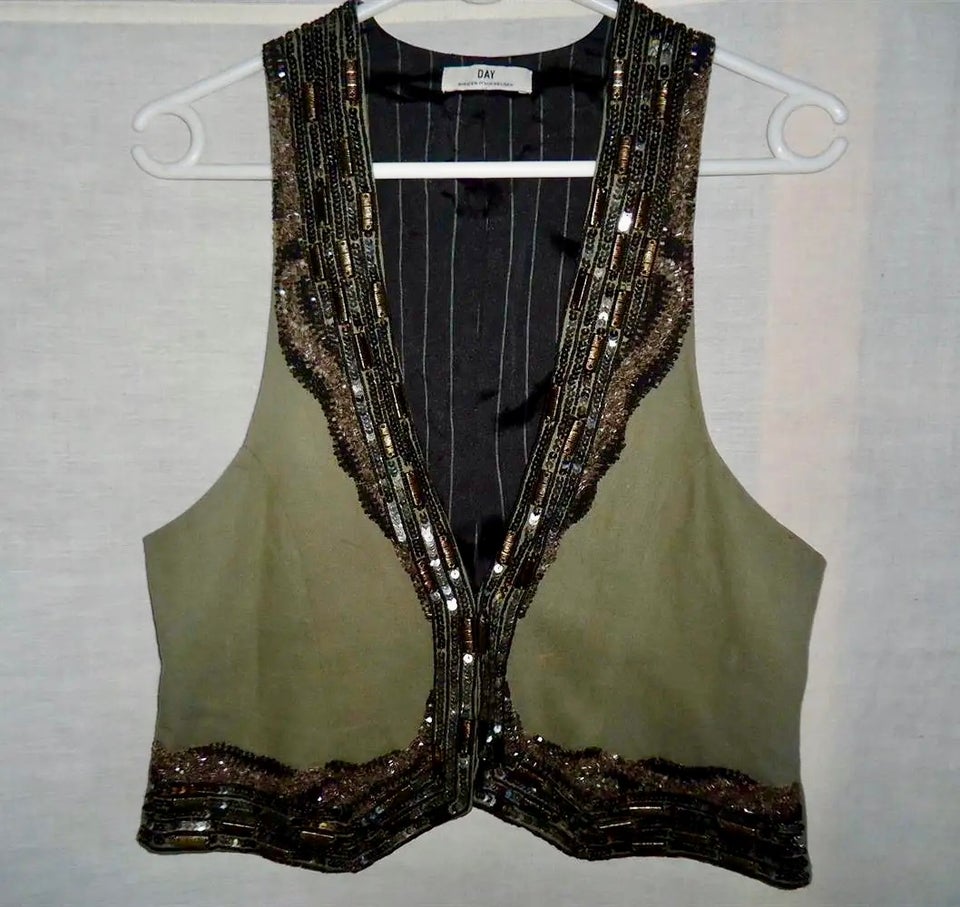 Vest, DAY BIRGER ET MIKKELSEN, str. 40