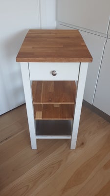 Ikea Stenstorp, Rullebord / Køkken-ø / sidebord.

Super praktisk lille køkkenbord med hjul til det l