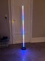 Gulvlampe, RGB LED