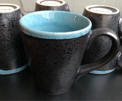 Keramik, Krus, Mugs, 4 krus.
Blå/sort 

Sælges samlet 

Køber henter i Herlev

MobilePay eller konta