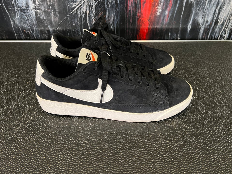 Nike blazer low outlet sd black