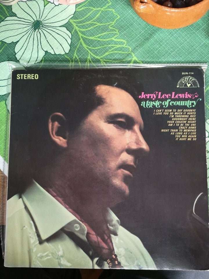 LP, Jerry Lee Lewis, A Taste Of Country