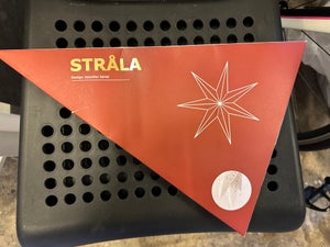Stråla lampeskjerm, stjerne rød, 90 cm tilbud hos IKEA