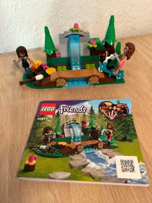 Lego Friends, 41677 Forest Waterfall, 41677 Forest Waterfall (2021)
- 85 dele
- 2 minifigs
- Byggeve