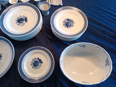 Porcelæn, Spisestel, Tranquebar  blå, Tranquebar blå spisestel til 8 Pers.

Har dette flotte spisest