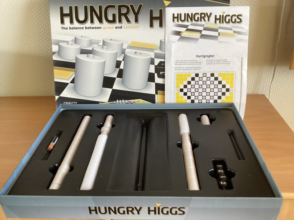 Hungry Higgs, Strategi, brætspil