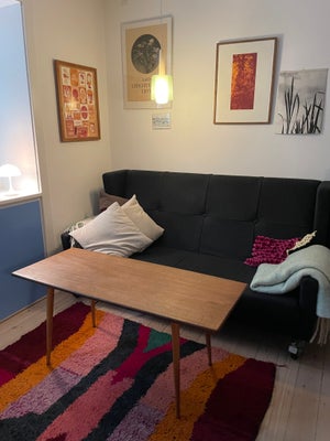 Sofabord, A. B. Lammhults Møbler, teaktræ, b: 53 l: 125 h: 55, Retro svensk bord fuld af slidtage de