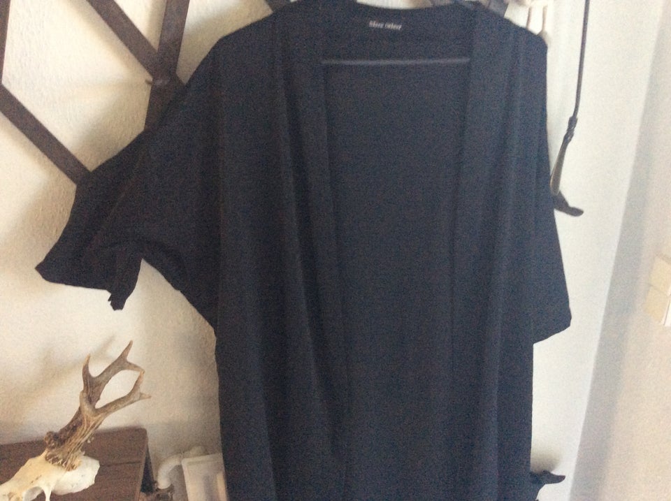 Kimono, Black colour, str. 38