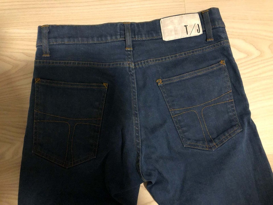 Jeans, Tiger of Sweden , str. 30