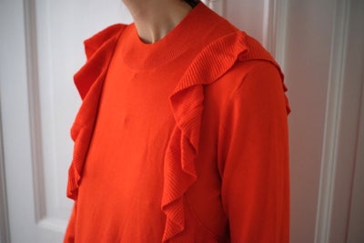 Bluse, Envii, str. 38, Orange, Næsten som ny, Virkelig lækker orange bluse med frynser fra Envii sæl