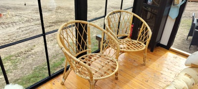 Kurvestol, flet, 2 stk lænestole i bambus.
Kurvestole 
 Bambusstole
Stammer fra 1970 erne Retro møbe