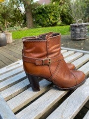 Find Cognac Farvet Støvler på DBA - køb og salg af og brugt