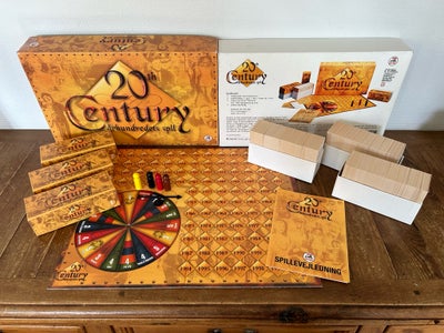20th century , brætspil, Komplet 
20 th century 
århundredets spil

Spørg gerne ??

Kan hentes i Bil