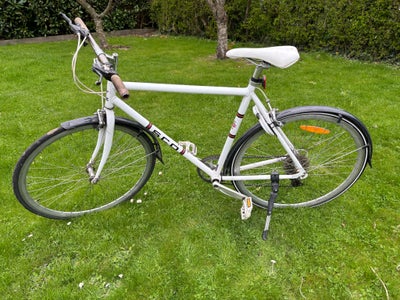 Herreracer, SCO, 56 cm stel, 7 gear, Hvid sco cykel hvid med sorte skærme shimona  gearfastmonteret 