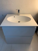 Badeværelses vask møbel, Muligvis Ikea