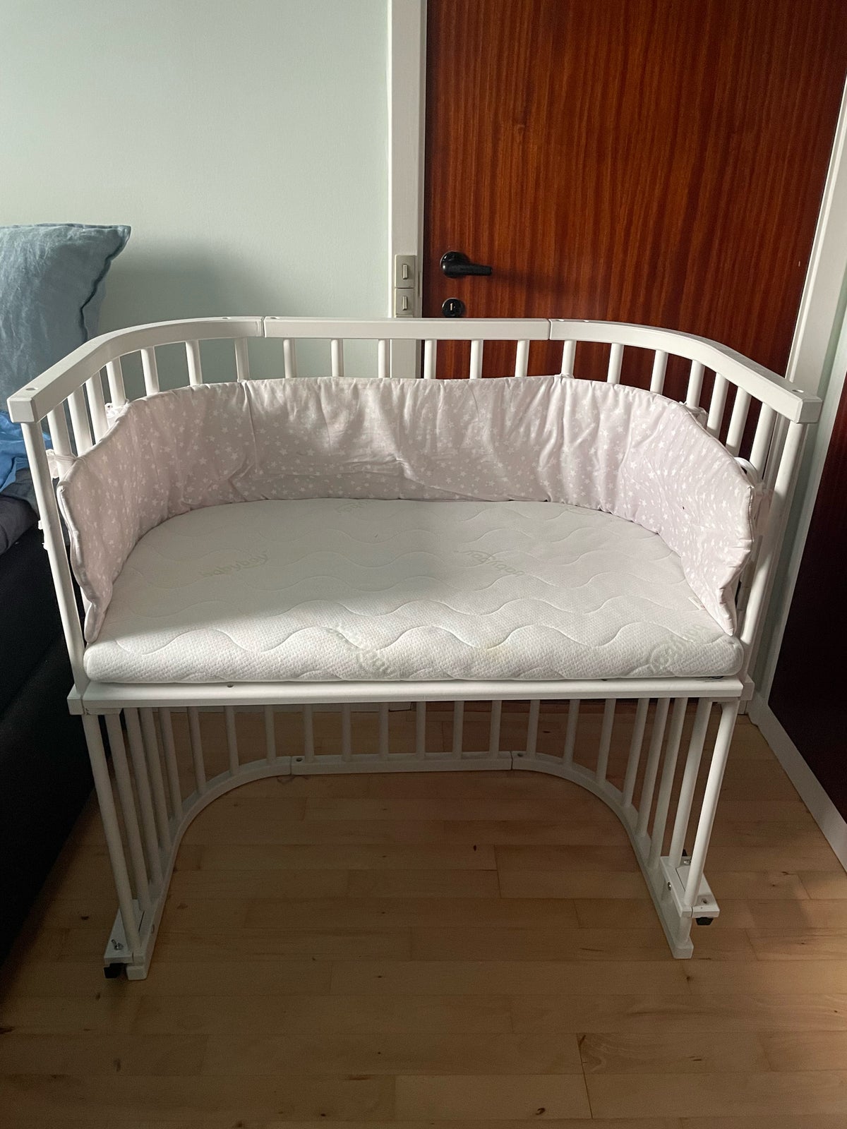 Babyseng, Bedside crib