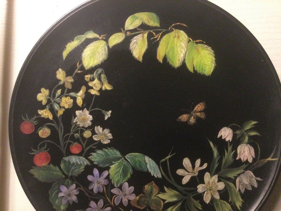 P.Ipsen sort platter med blomstermaleri, P.Ipsen, 1920