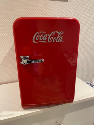 Mini Cooler, Coca Cola minikøleskab til baren eller bilen.
Vundet i en konkurrence og er aldrig brug
