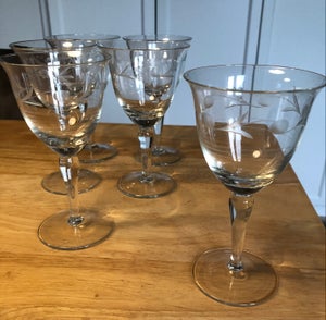 8 Danish Lyngby Eaton Antik Cut Crystal Red Wine Glasses 175mls